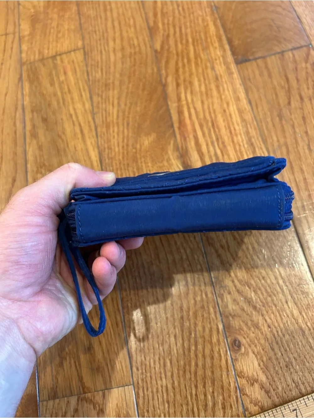 Vera Bradley Blue Quilted Zip Around Wallet Wristlet Clutch Organizer Logo